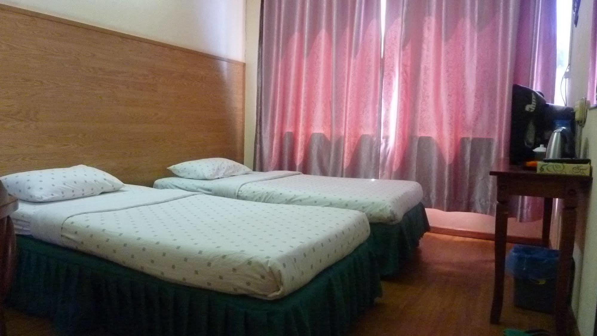 7 Hung Hung Inn Kota Kinabalu Ngoại thất bức ảnh