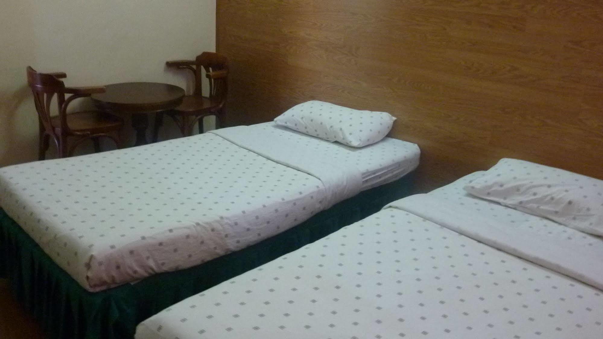 7 Hung Hung Inn Kota Kinabalu Ngoại thất bức ảnh
